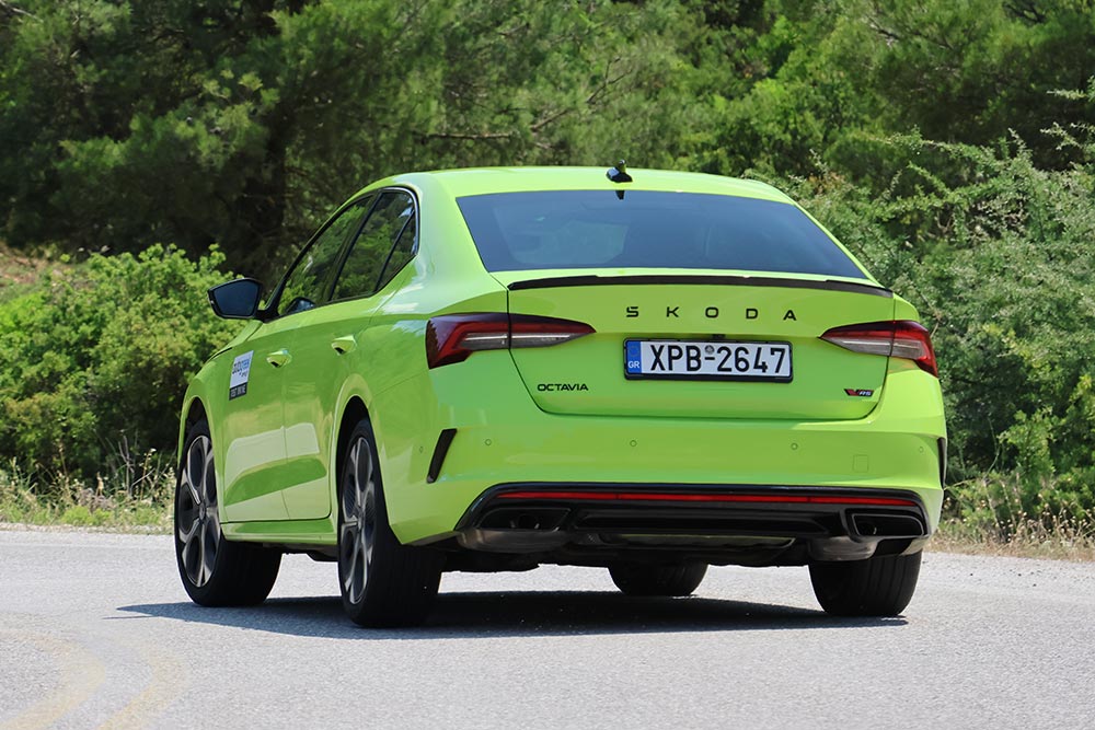 https://cdn.autogreeknews.gr/wp-content/uploads/2026/06/Skoda-Octavia-Grand-Coupe-RS-2.0-TSI-265PS-DSG7-4.jpg