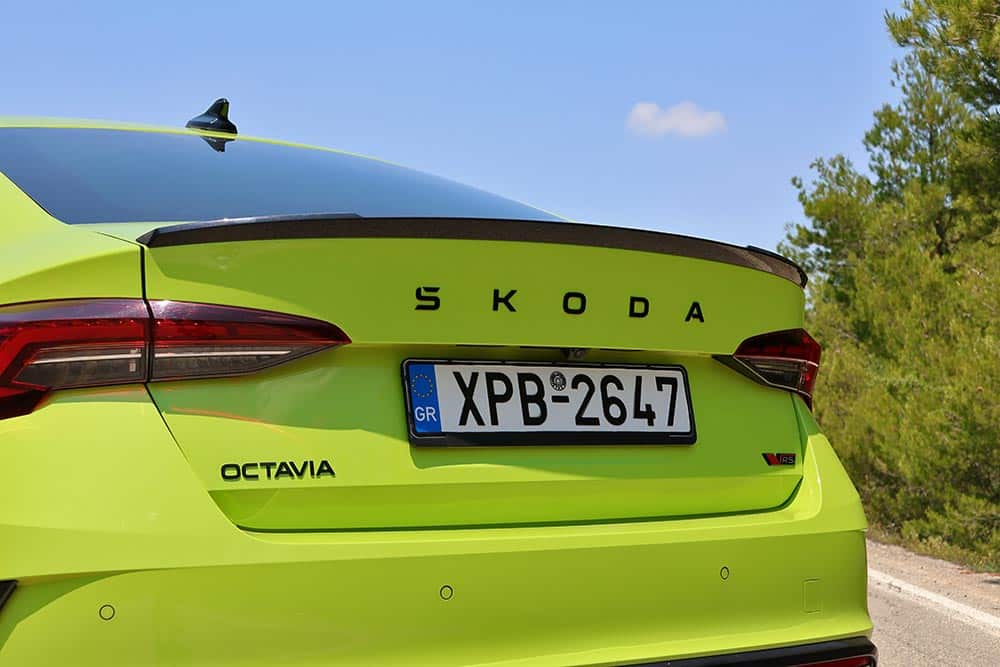 https://cdn.autogreeknews.gr/wp-content/uploads/2026/06/Skoda-Octavia-Grand-Coupe-RS-2.0-TSI-265PS-DSG7-8.jpg