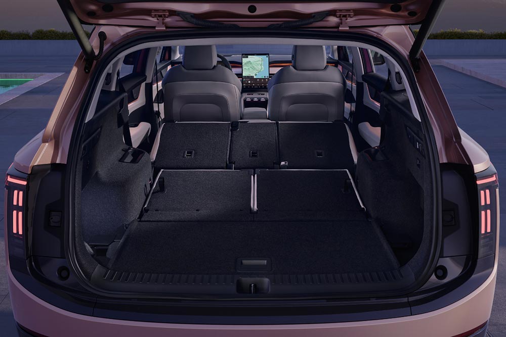https://cdn.autogreeknews.gr/wp-content/uploads/2026/06/Skoda-Peak-23.jpg