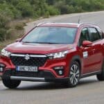 Suzuki-S-Cross-strofi