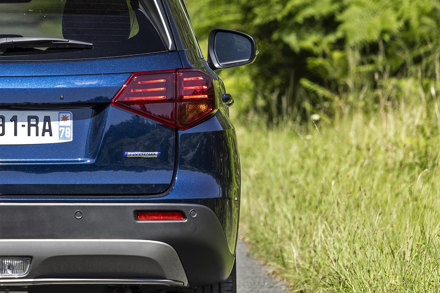 https://cdn.autogreeknews.gr/wp-content/uploads/2026/06/Suzuki-Vitara-2025-rear.jpg