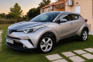 Toyota C-HR 2019 1.8 HYBRID (1)
