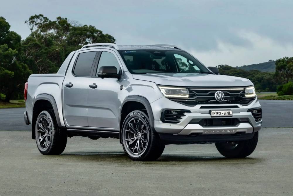 https://cdn.autogreeknews.gr/wp-content/uploads/2026/06/VW-Amarok-W600-Walkinshaw-Australia-1-2048x1366-1.jpg