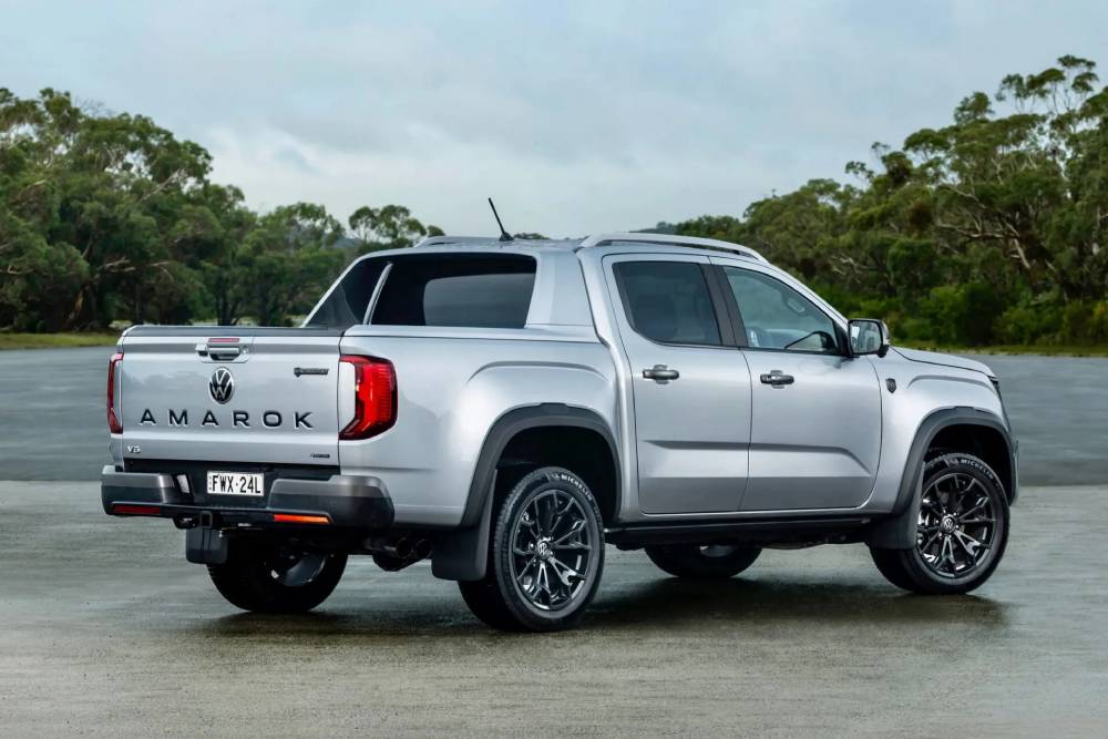 https://cdn.autogreeknews.gr/wp-content/uploads/2026/06/VW-Amarok-W600-Walkinshaw-Australia-2-2048x1366-1.jpg