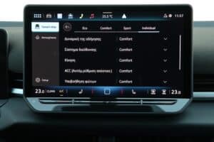 VW T-Roc 2026 interior (11)