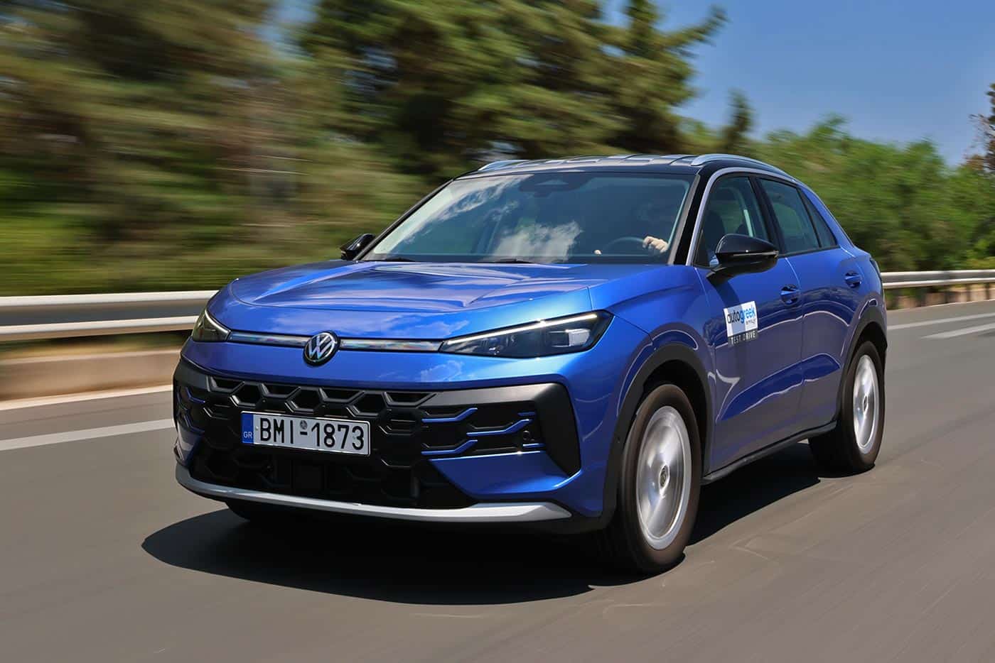 https://cdn.autogreeknews.gr/wp-content/uploads/2026/06/VW-T-Roc-eTSI-16.jpg