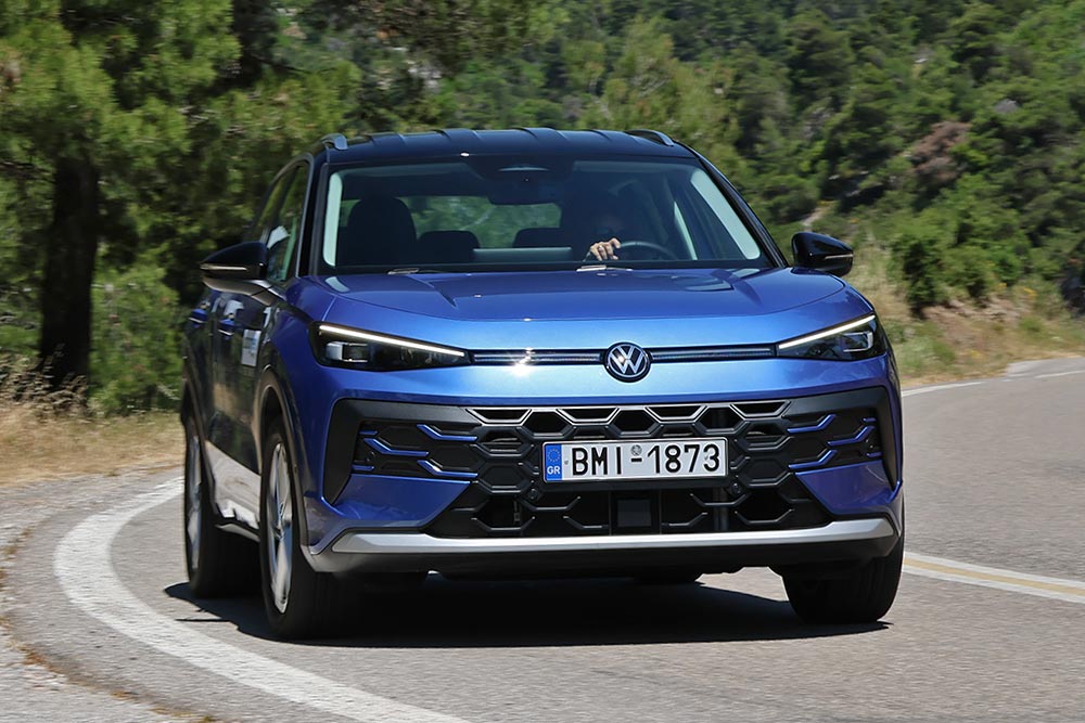 https://cdn.autogreeknews.gr/wp-content/uploads/2026/06/VW-T-Roc-eTSI-5.jpg