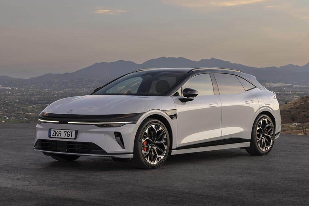 https://cdn.autogreeknews.gr/wp-content/uploads/2026/06/Zeekr-7GT-18.jpg