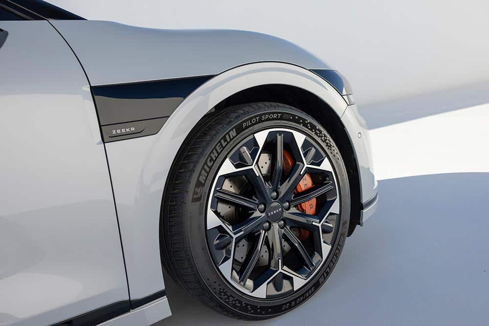 https://cdn.autogreeknews.gr/wp-content/uploads/2026/06/Zeekr-7GT-20.jpg