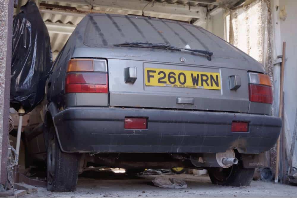 https://cdn.autogreeknews.gr/wp-content/uploads/2026/06/abandoned-nissan-micra-k10-7.jpg