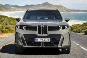 bmw-ix5 (3)