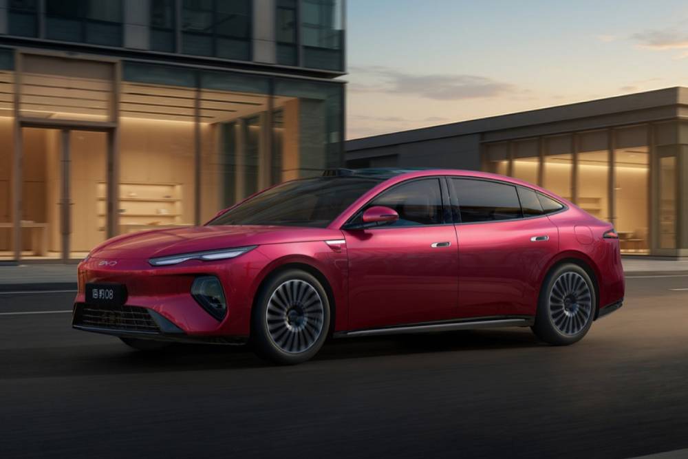https://cdn.autogreeknews.gr/wp-content/uploads/2026/06/byd-seal-08-03.jpg