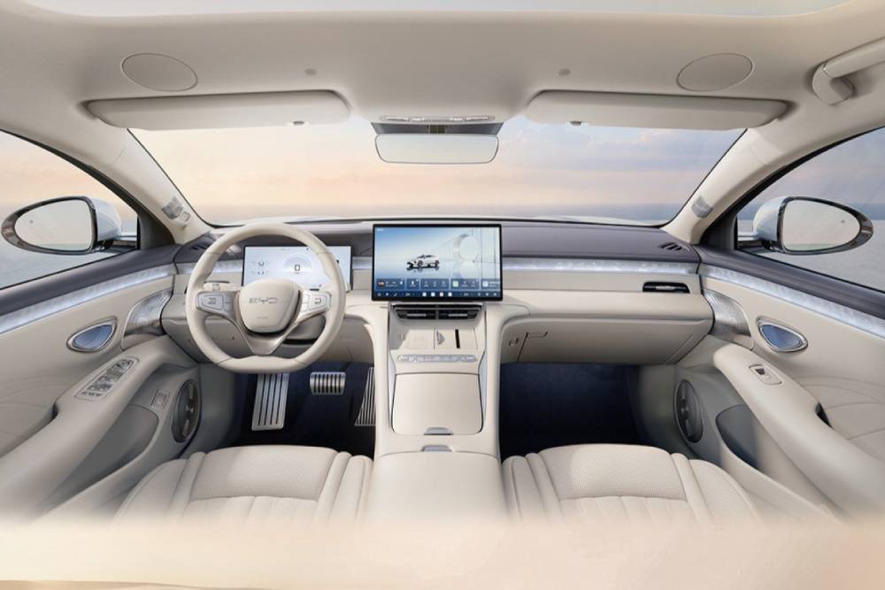 https://cdn.autogreeknews.gr/wp-content/uploads/2026/06/byd-seal-08-04.jpg