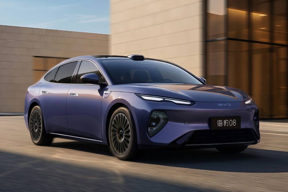 https://cdn.autogreeknews.gr/wp-content/uploads/2026/06/byd-seal-08-10.jpg