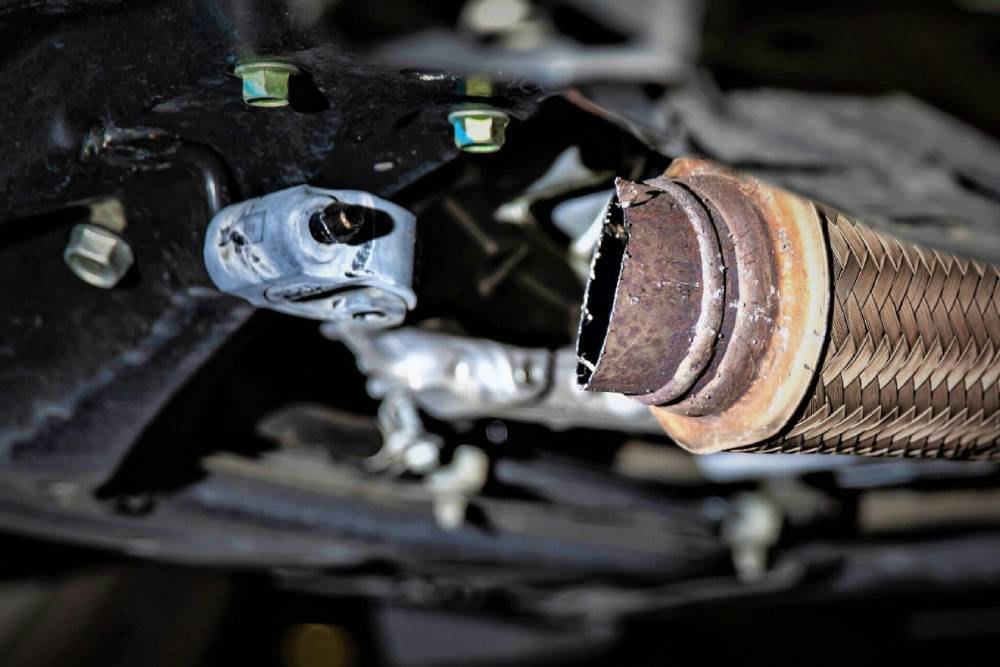 https://cdn.autogreeknews.gr/wp-content/uploads/2026/06/catalytic-converter-thefts-03.jpg