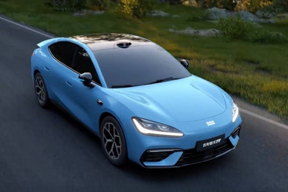 https://cdn.autogreeknews.gr/wp-content/uploads/2026/06/geely-galaxy-tt-04.jpg