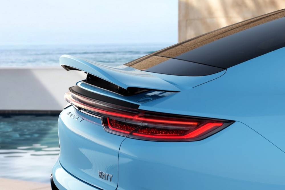 https://cdn.autogreeknews.gr/wp-content/uploads/2026/06/geely-galaxy-tt-06.jpg