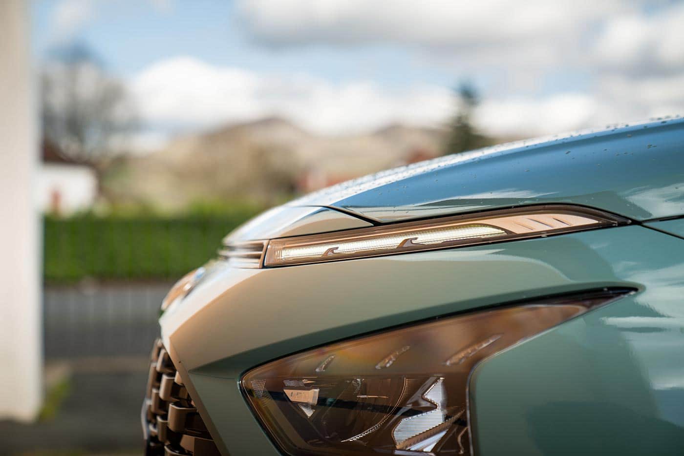 https://cdn.autogreeknews.gr/wp-content/uploads/2026/06/hyundai-bayon-front.jpg