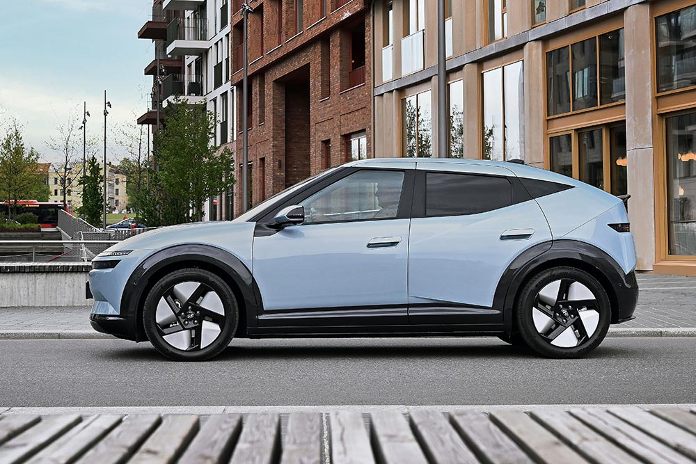 https://cdn.autogreeknews.gr/wp-content/uploads/2026/06/hyundai-ioniq-3-2.jpg