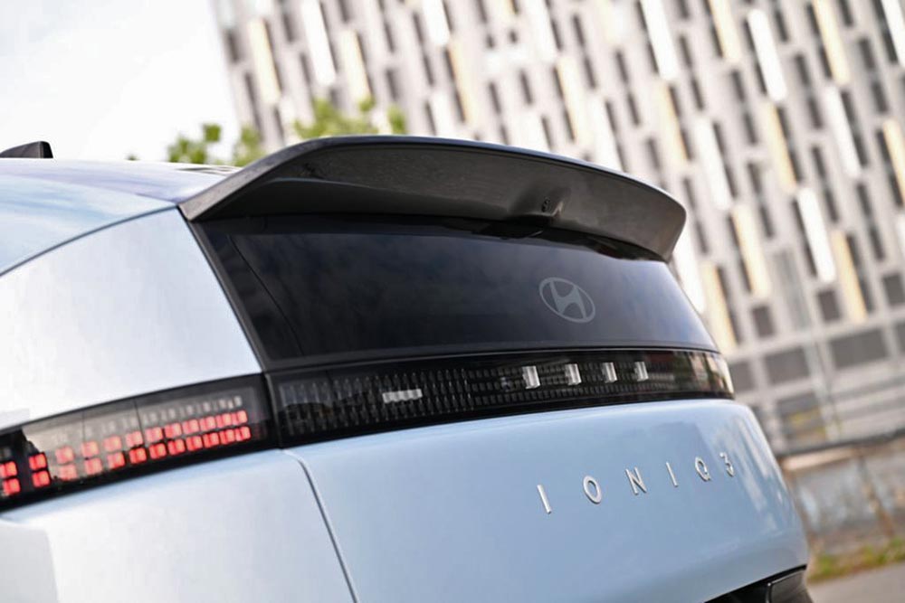 https://cdn.autogreeknews.gr/wp-content/uploads/2026/06/hyundai-ioniq-3-6.jpg