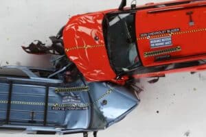 iihs crash test 30 year old gap 03