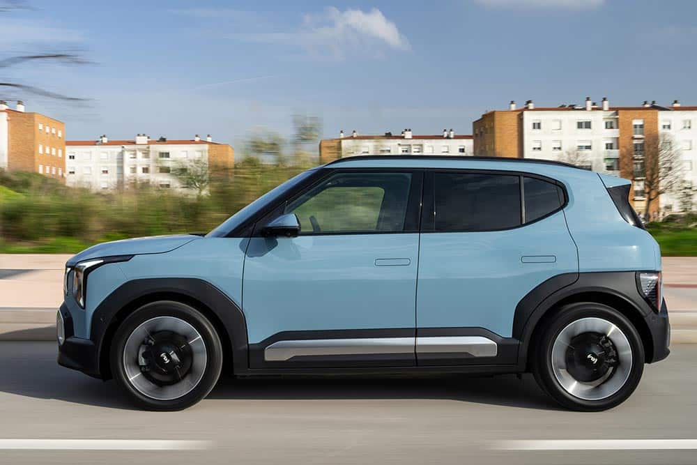 https://cdn.autogreeknews.gr/wp-content/uploads/2026/06/kia-ev2-11.jpg