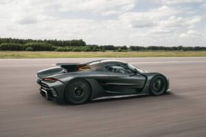 koenigsegg-jesko-absolut-just-set-the-quarter-mile (1)