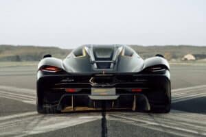koenigsegg-jesko-absolut-just-set-the-quarter-mile (2)
