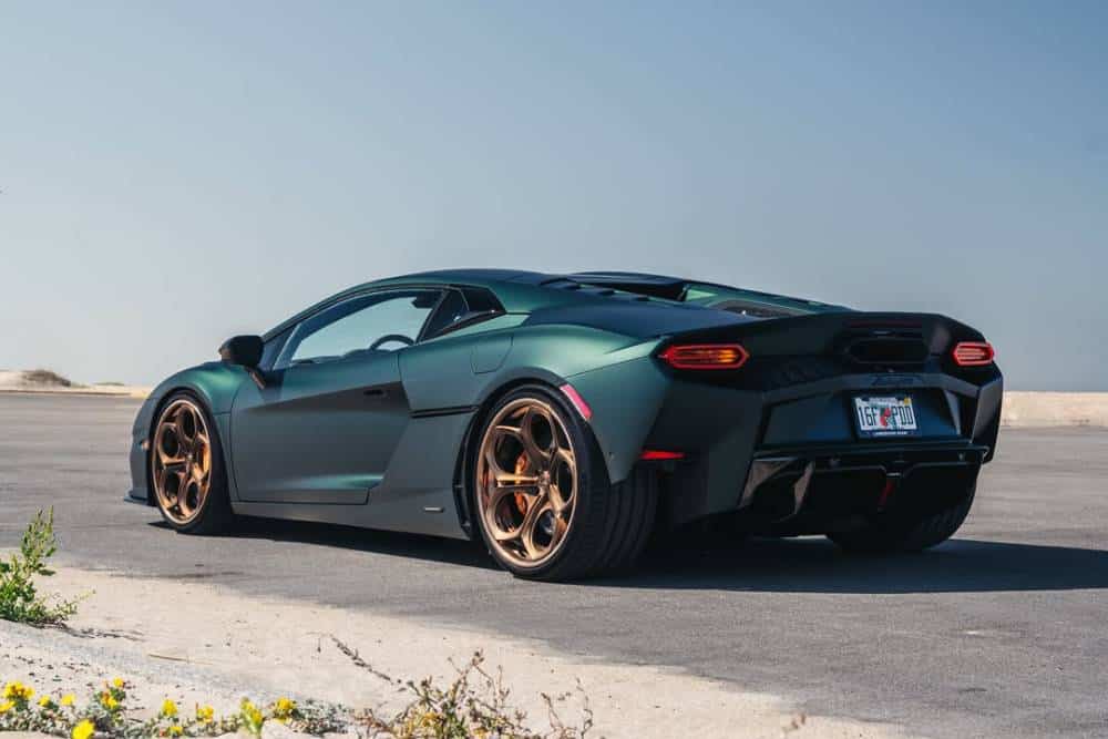 https://cdn.autogreeknews.gr/wp-content/uploads/2026/06/lamborghini-temerario-with-new-set-of-wheels-4.jpg