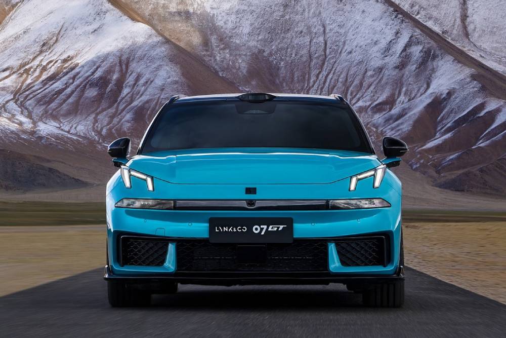 https://cdn.autogreeknews.gr/wp-content/uploads/2026/06/lynk-co-07gt-04.jpg