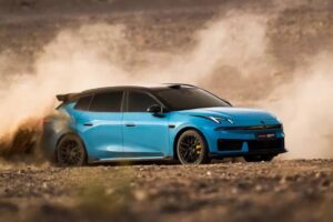 Νέο Lynk & Co 07GT με 408 ίππους και αυτονομία 1.450 χλμ.