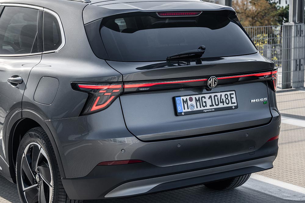 https://cdn.autogreeknews.gr/wp-content/uploads/2026/06/mg-mgs5-ev-4.jpg