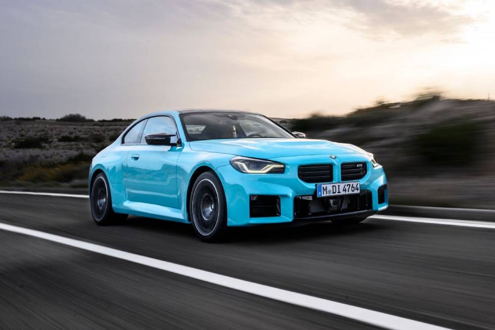 https://cdn.autogreeknews.gr/wp-content/uploads/2026/06/new-bmw-m2-xdrive-2.jpg