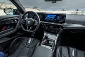 new bmw m2 xdrive (7)