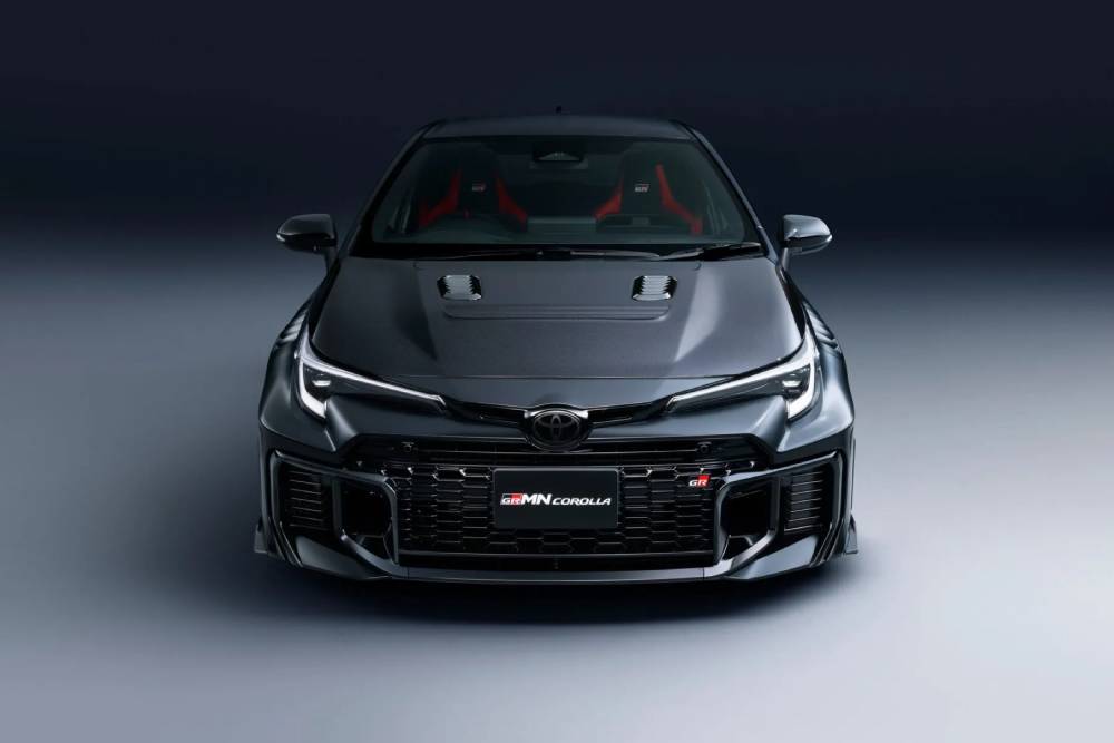https://cdn.autogreeknews.gr/wp-content/uploads/2026/06/new-toyota-grmn-corolla-13.jpg