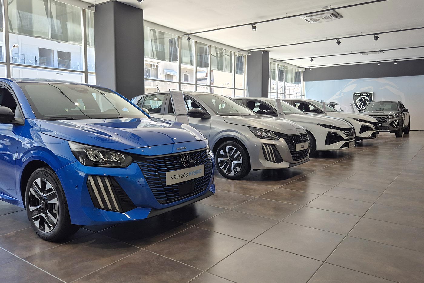 https://cdn.autogreeknews.gr/wp-content/uploads/2026/06/peugeot-range.jpg