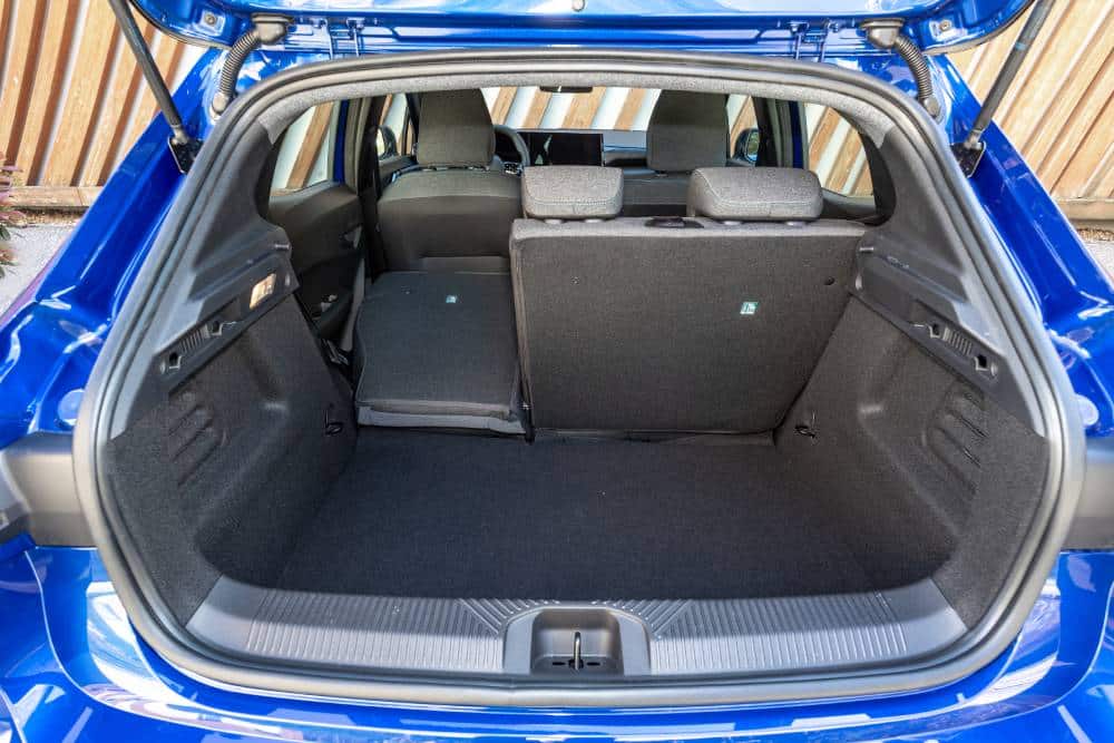 https://cdn.autogreeknews.gr/wp-content/uploads/2026/06/renault_clio_evolution51.jpg