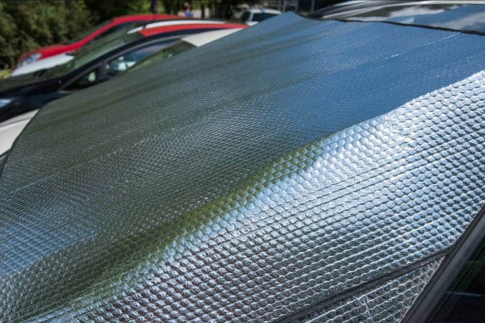 https://cdn.autogreeknews.gr/wp-content/uploads/2026/06/sun-protection-03.jpg