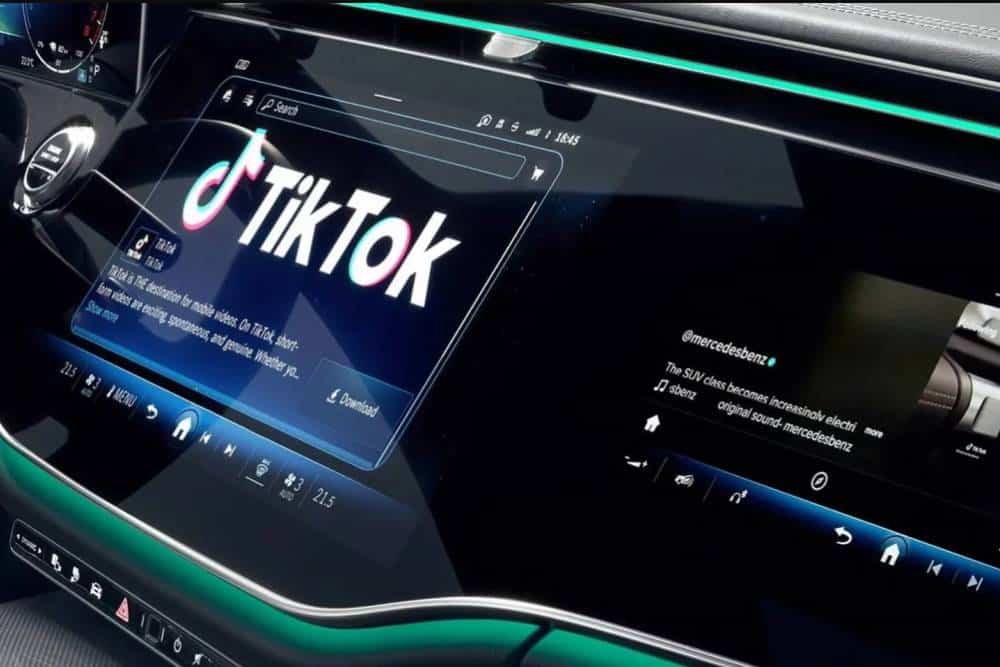 https://cdn.autogreeknews.gr/wp-content/uploads/2026/06/tiktok-car.jpg
