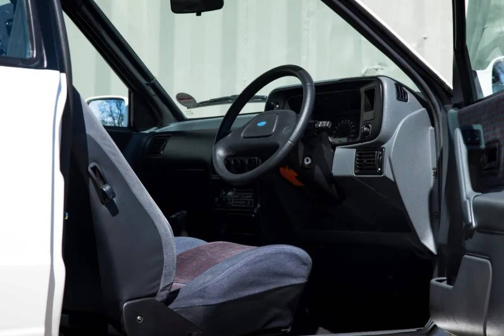 https://cdn.autogreeknews.gr/wp-content/uploads/2026/06/tolman-ford-escort-xr3i-07.jpg