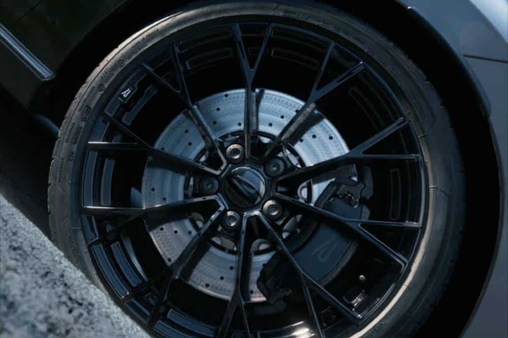 https://cdn.autogreeknews.gr/wp-content/uploads/2026/06/vw-golf-r-edition-ii-japan-3.jpg