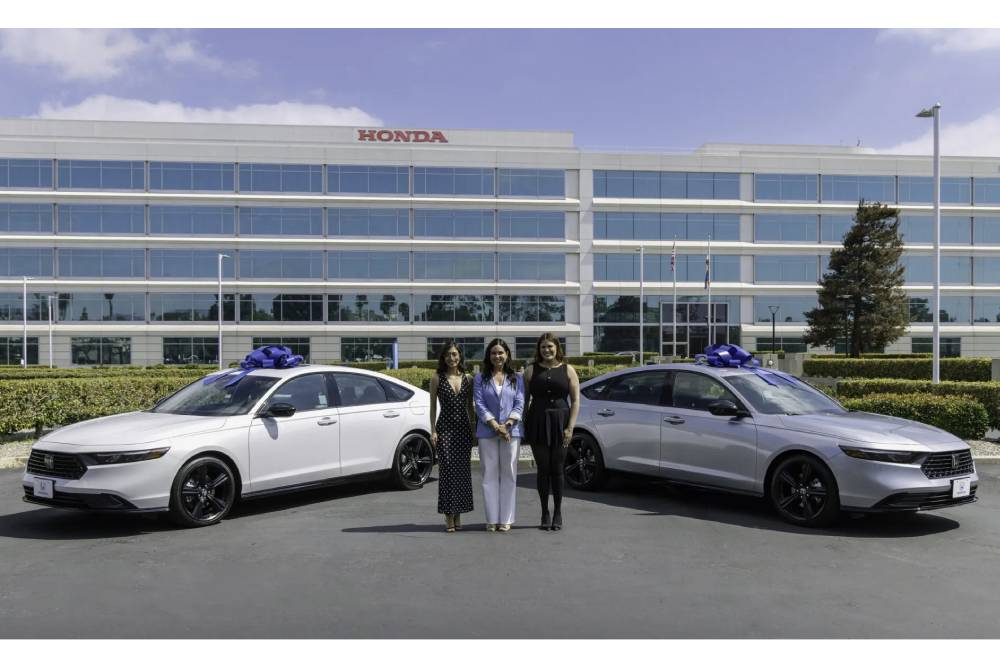 Αδερφές έγραψαν ιστορία με το Honda Accord