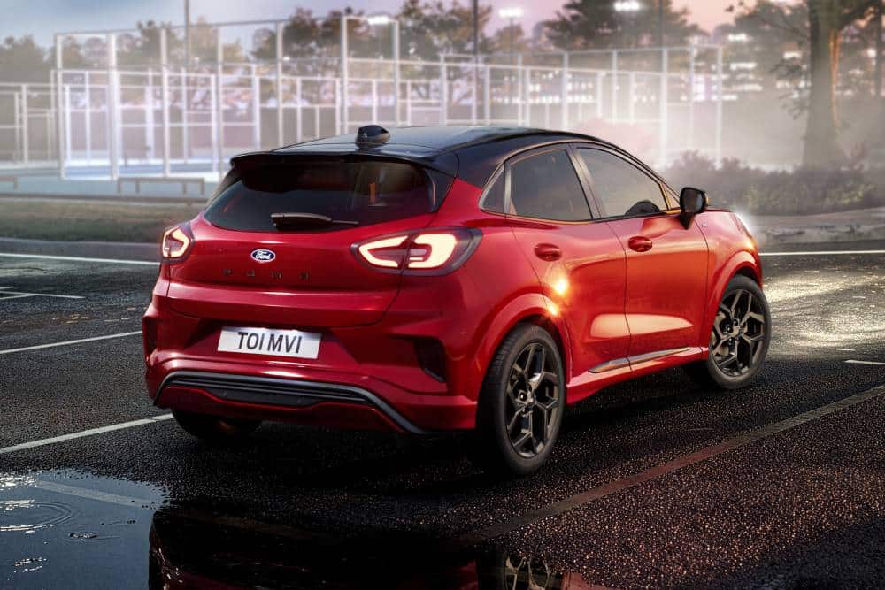 https://cdn.autogreeknews.gr/wp-content/uploads/2026/07/2026_Ford_Puma_Black_Edition_01-1.jpg