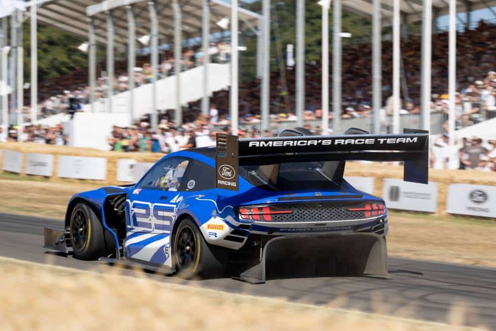 https://cdn.autogreeknews.gr/wp-content/uploads/2026/07/2026_Goodwood_Super_Mustang_Mach-E_3_13-1.jpg