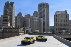2027-GMC-Hummer-EV-Icon-25-715-8-2048×1364