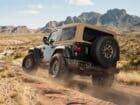 Νέο και «καουμπόικο» Jeep Wrangler Laredo