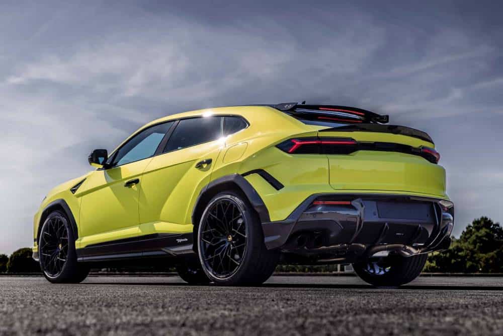 https://cdn.autogreeknews.gr/wp-content/uploads/2026/07/2027-lamborghini-urus-se-performante-3.jpg