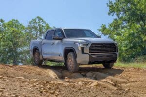2027-toyota-tundra-trailhunter (14)
