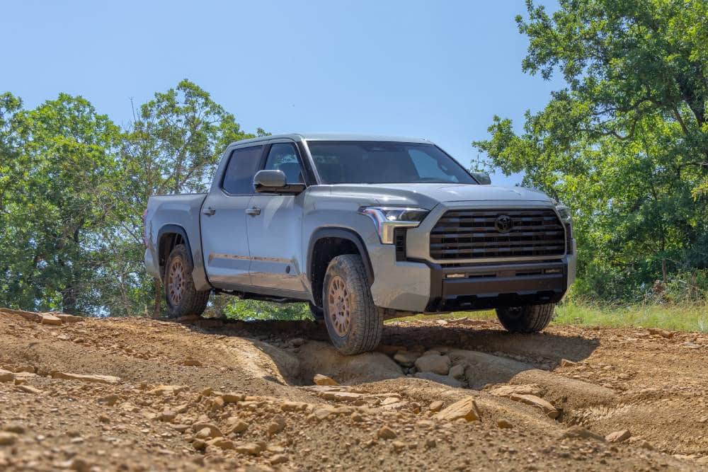 https://cdn.autogreeknews.gr/wp-content/uploads/2026/07/2027-toyota-tundra-trailhunter-14.jpg