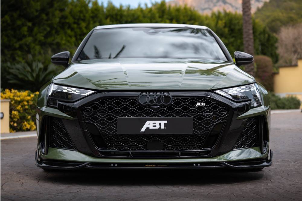 https://cdn.autogreeknews.gr/wp-content/uploads/2026/07/ABT-RS3-630-Mallorca-Exterieur_Front.jpg